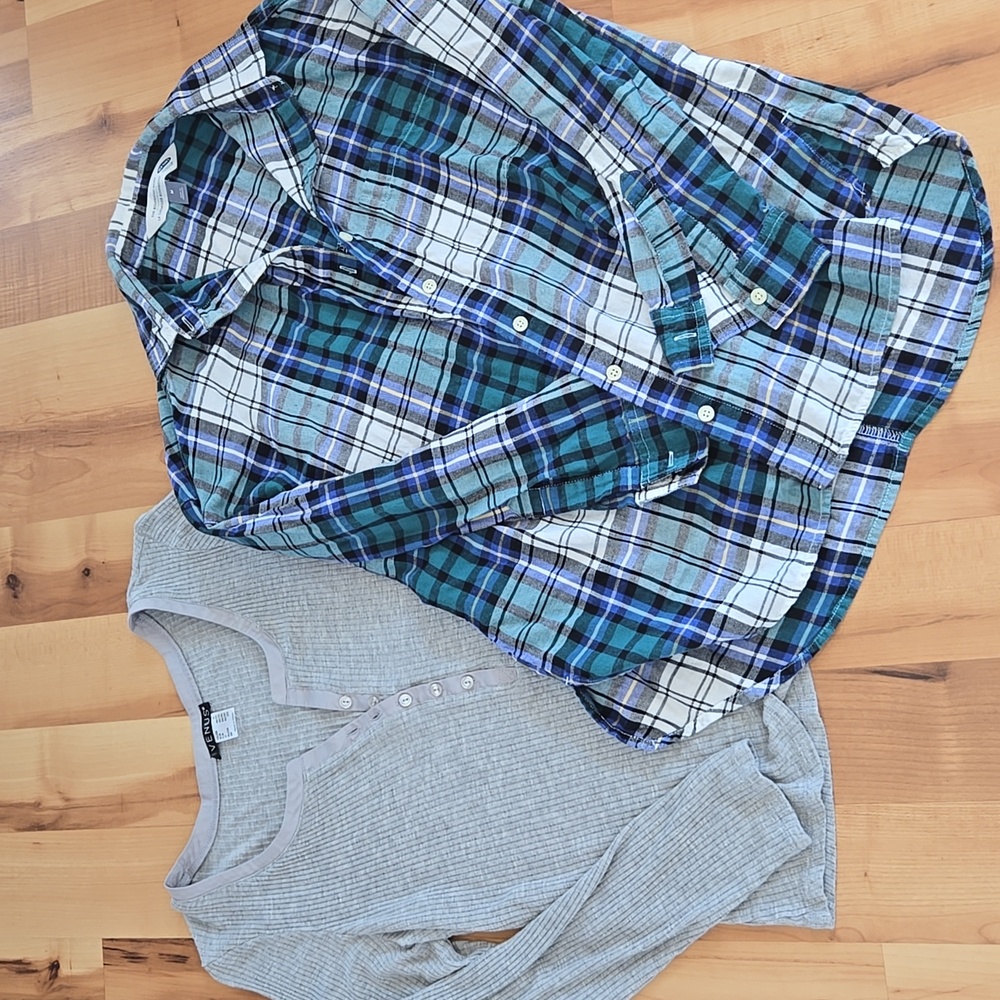 🩶💚 VENUS Henley Tee & Plaid Long Sleeve